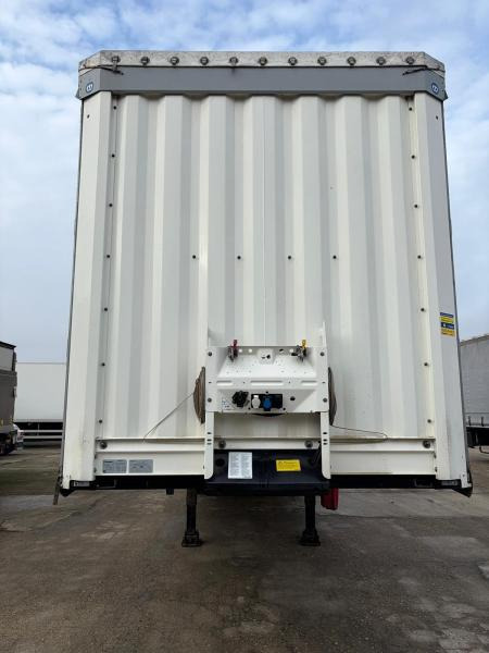 Krone - Gardintrailer: bilde 2 Krone - Gardintrailer: bilde 2