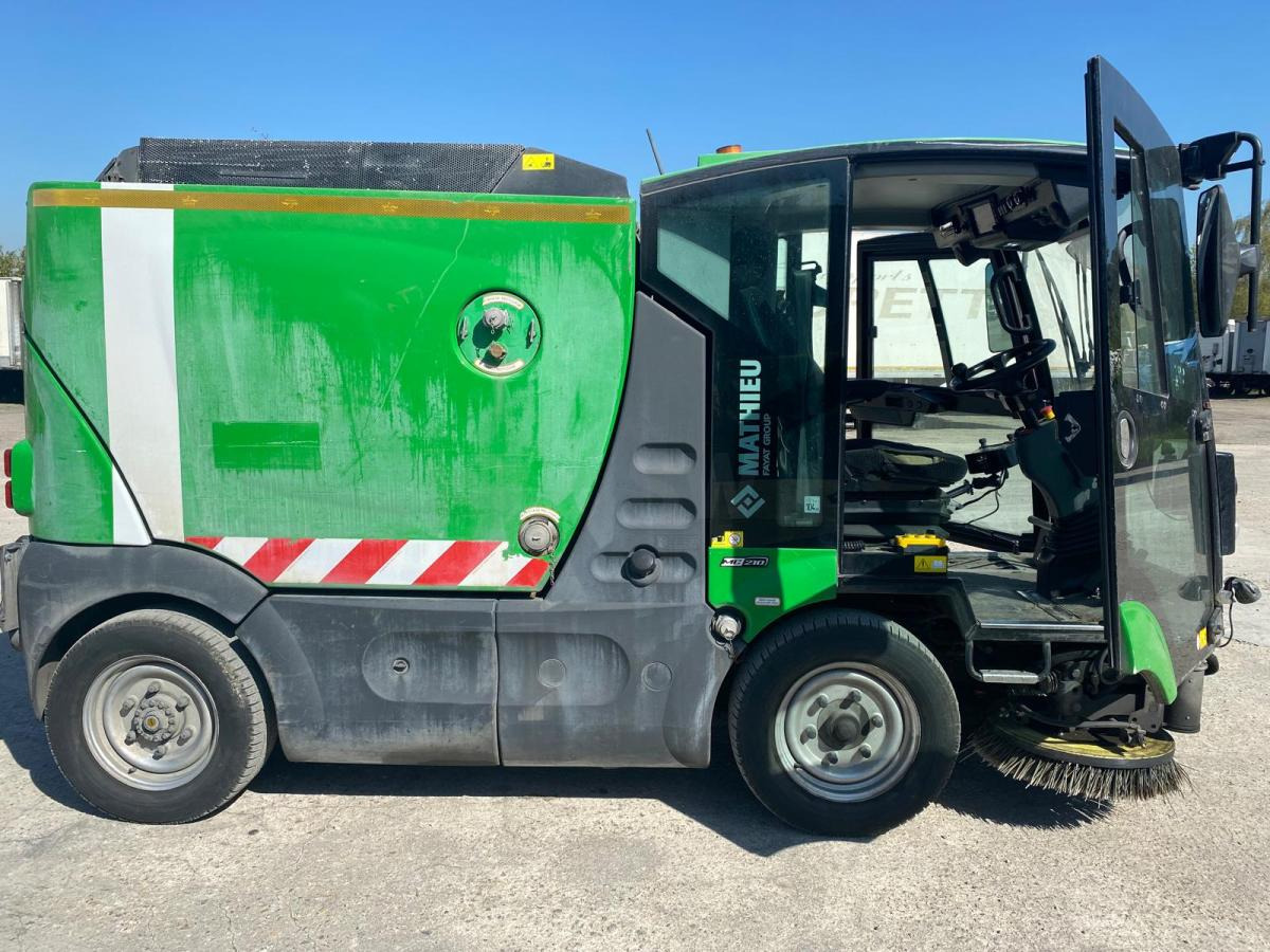 Mathieu Azura MC210 - Feiebil: bilde 3 Mathieu Azura MC210 - Feiebil: bilde 3