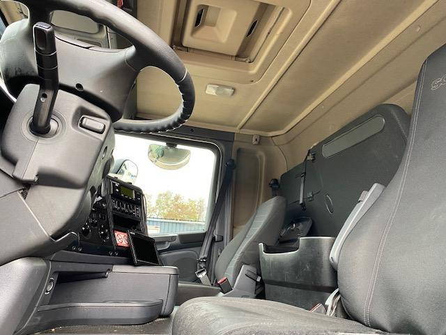 Scania G 410 - Lastebil med kjøl: bilde 2 Scania G 410 - Lastebil med kjøl: bilde 2