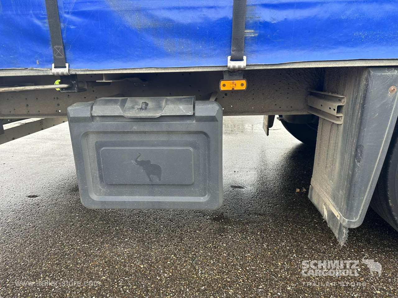 SCHMITZ Curtainsider Mega - Gardintrailer: bilde 4 SCHMITZ Curtainsider Mega - Gardintrailer: bilde 4