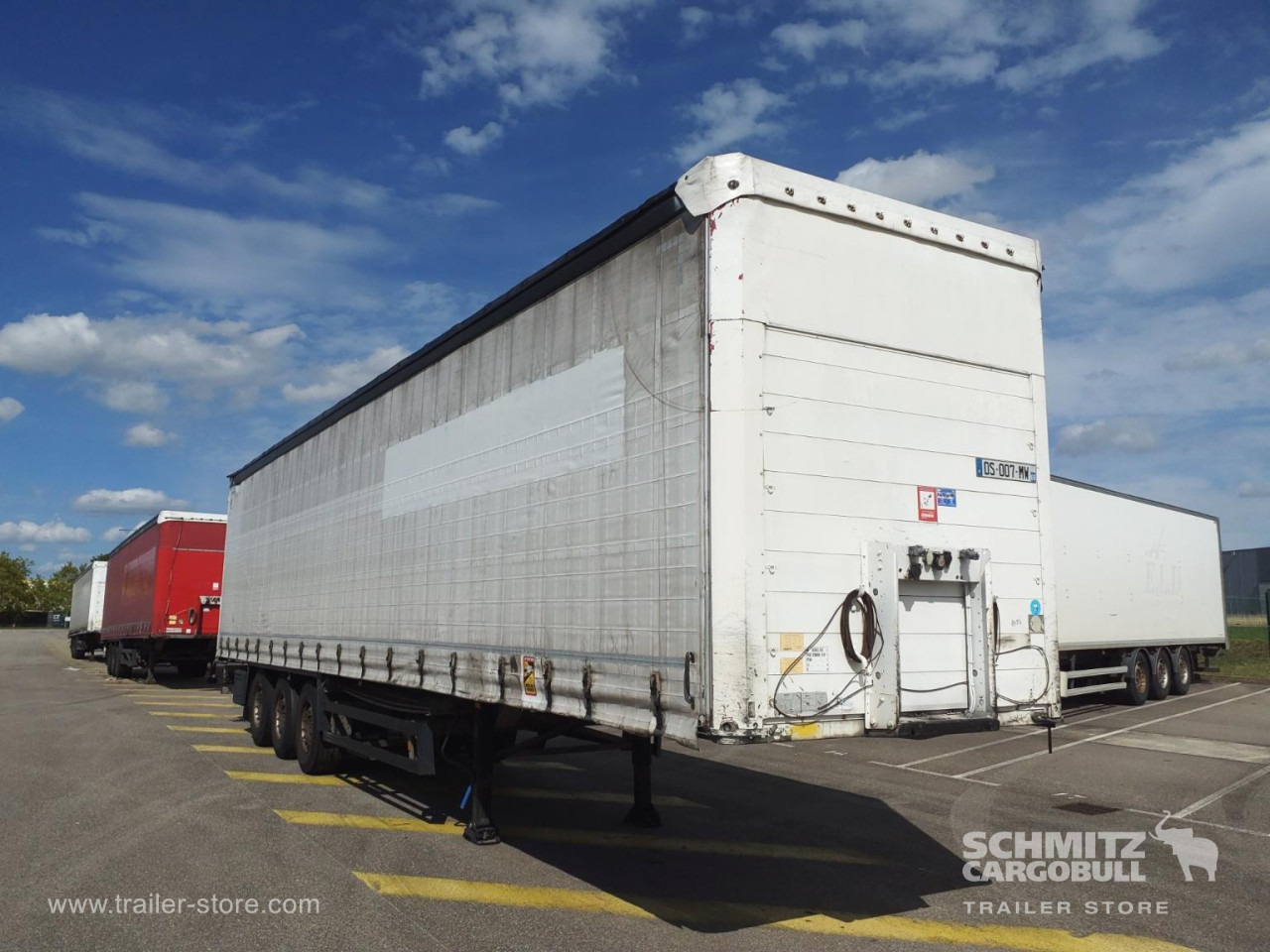 SCHMITZ Curtainsider Standard - Gardintrailer: bilde 1 SCHMITZ Curtainsider Standard - Gardintrailer: bilde 1