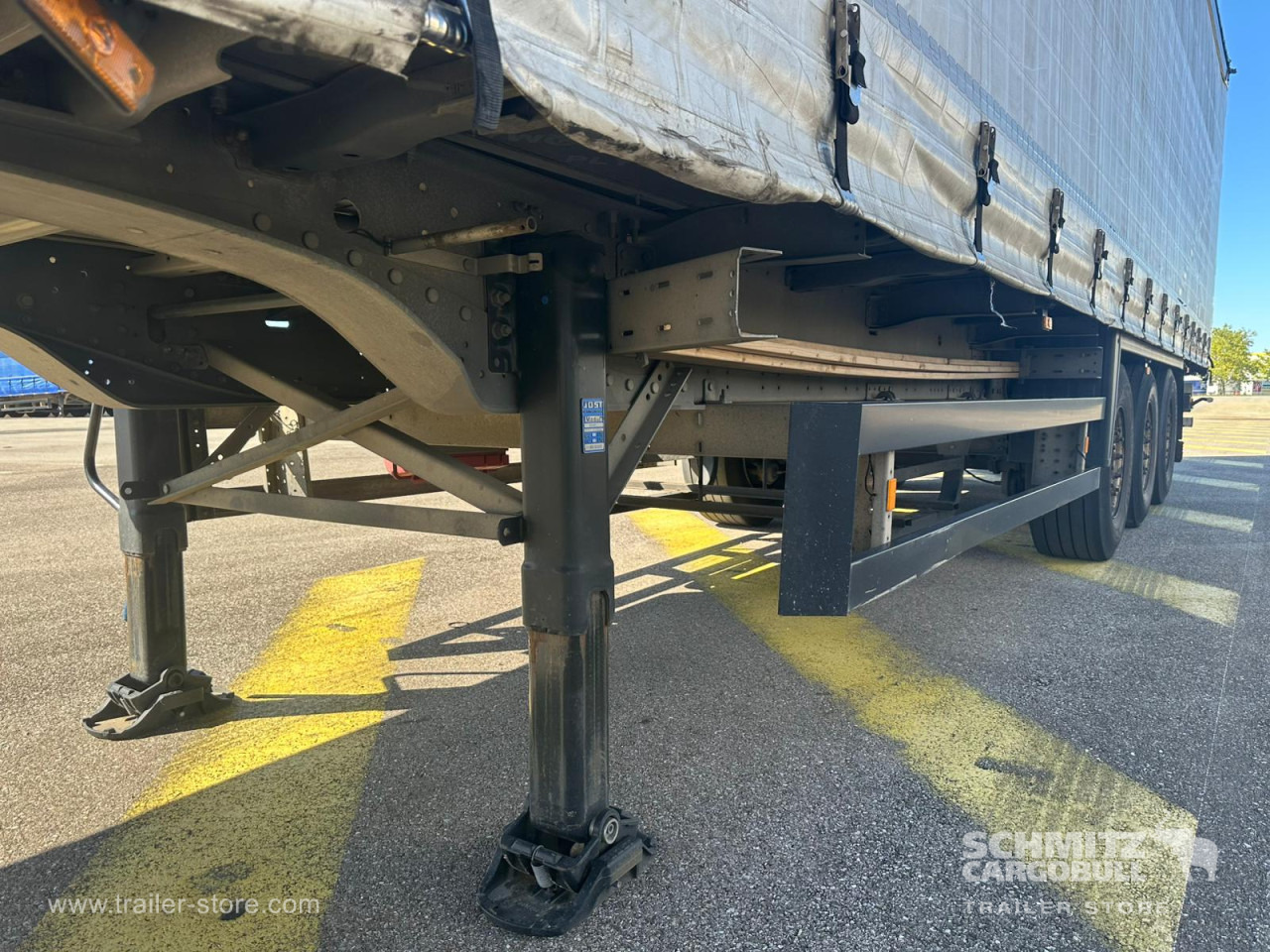 SCHMITZ Curtainsider Standard - Gardintrailer: bilde 3 SCHMITZ Curtainsider Standard - Gardintrailer: bilde 3