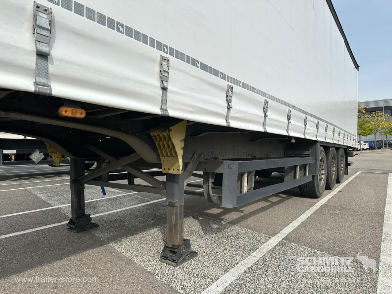 SCHMITZ Curtainsider Standard Taillift - Gardintrailer: bilde 2 SCHMITZ Curtainsider Standard Taillift - Gardintrailer: bilde 2