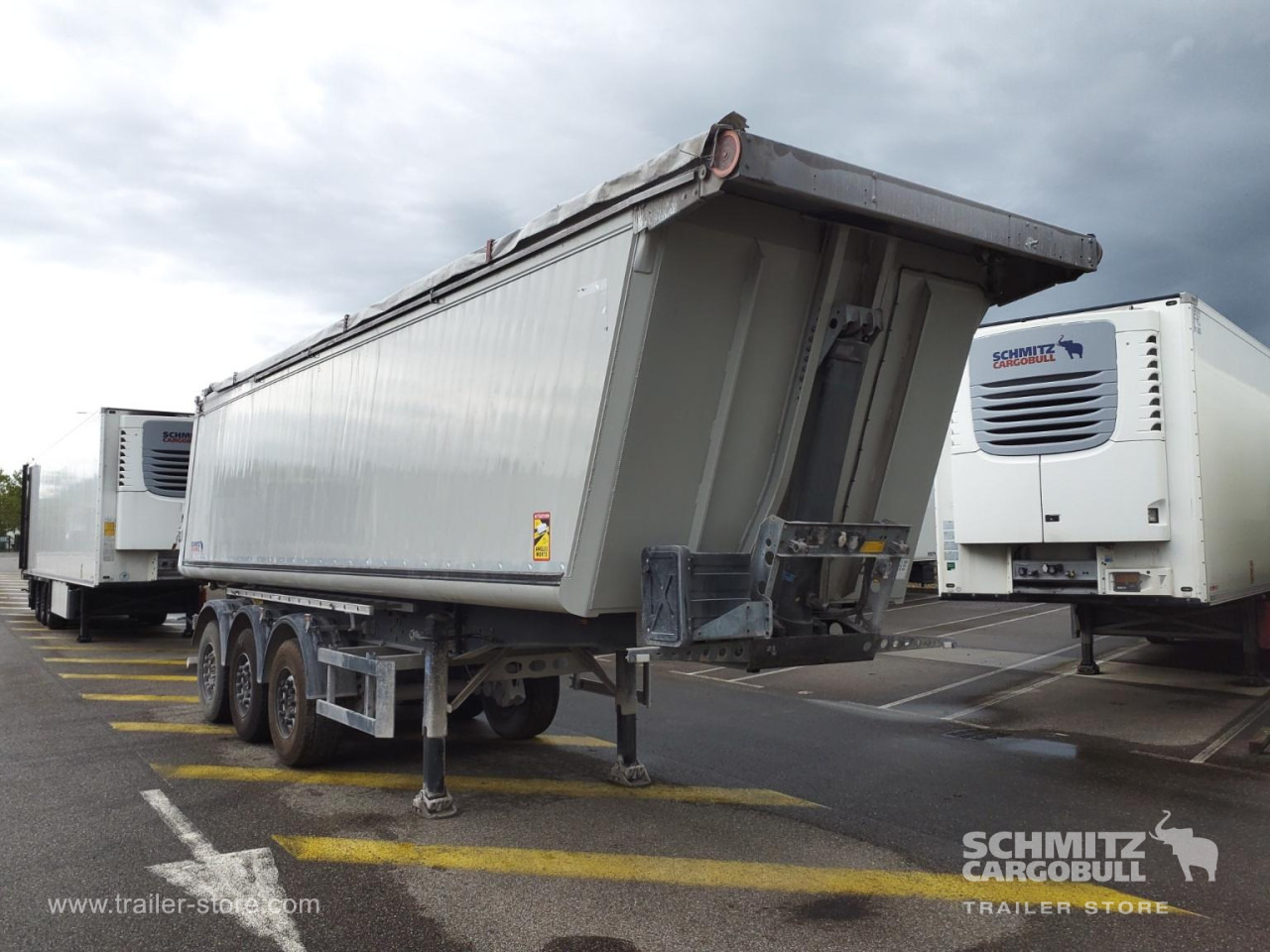 SCHMITZ Tipper Alu-square sided body 39m³ - Tippsemi: bilde 1 SCHMITZ Tipper Alu-square sided body 39m³ - Tippsemi: bilde 1