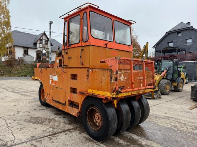 Hamm GRW 15 - Gummihjuls vals: bilde 4 Hamm GRW 15 - Gummihjuls vals: bilde 4