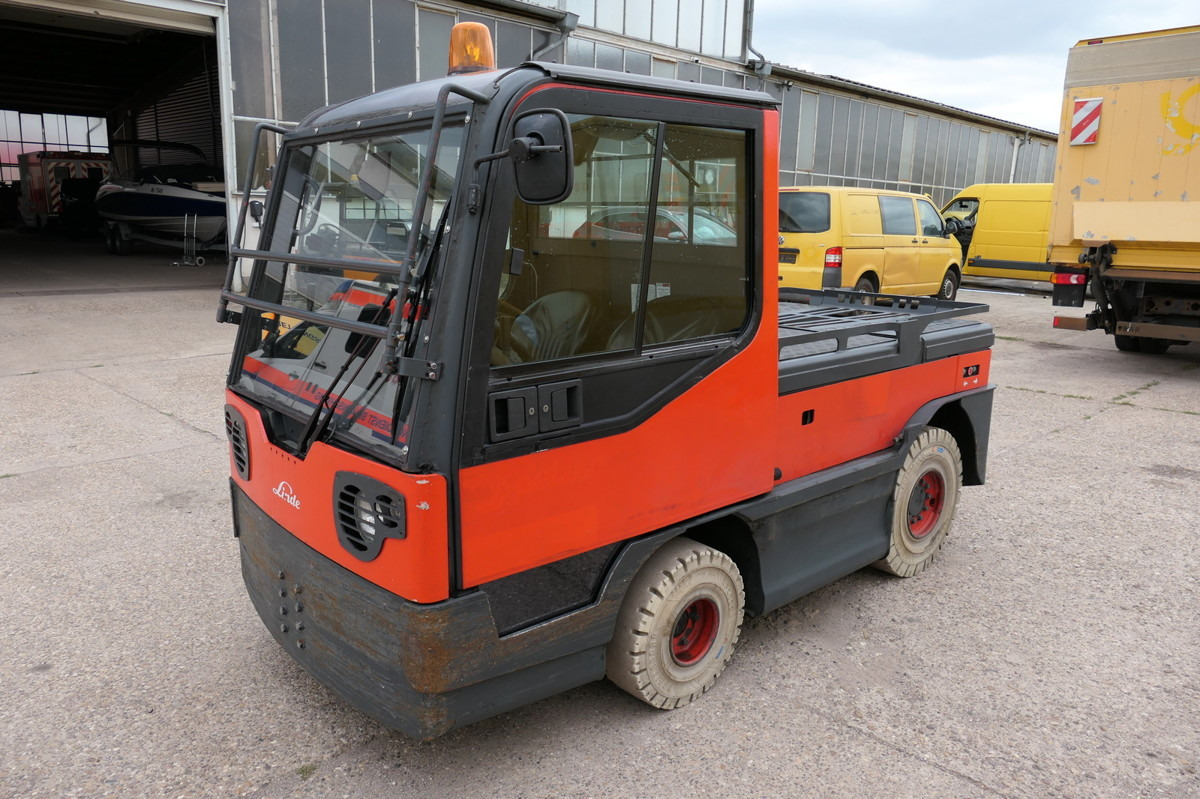 LINDE P250 Schlepper AHK Batterie 24/2021 Schiebetüren - Annet utstyr: bilde 1 LINDE P250 Schlepper AHK Batterie 24/2021 Schiebetüren - Annet utstyr: bilde 1