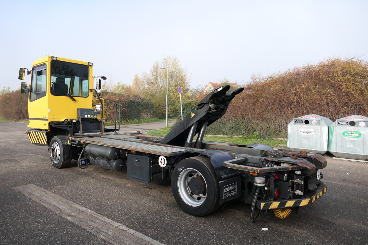 BC 182 Kamag Wiesel WBH 25 Umsetzfahrzeug - Container-transport/ Vekselflak lastebil: bilde 1 BC 182 Kamag Wiesel WBH 25 Umsetzfahrzeug - Container-transport/ Vekselflak lastebil: bilde 1