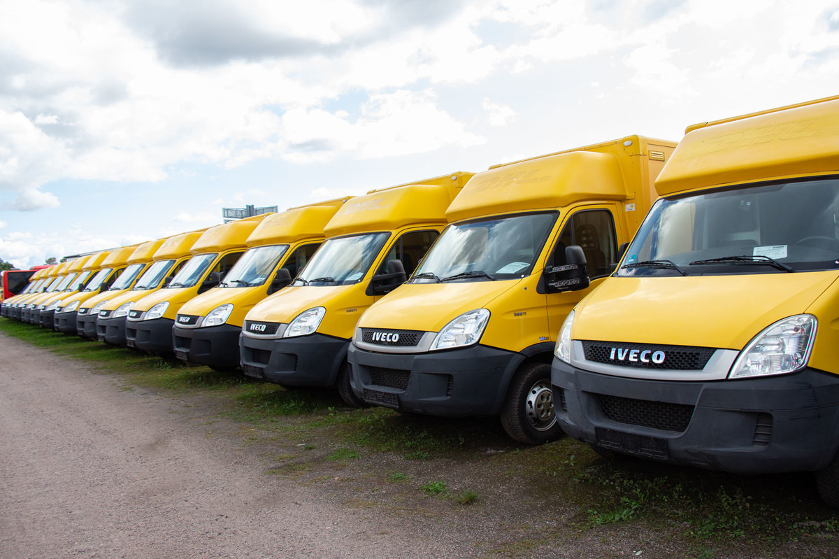 IVECO Daily 35 S11 C30C AUTOMATIK KAMERA MAXI Regale D - Varebil med skap: bilde 1 IVECO Daily 35 S11 C30C AUTOMATIK KAMERA MAXI Regale D - Varebil med skap: bilde 1