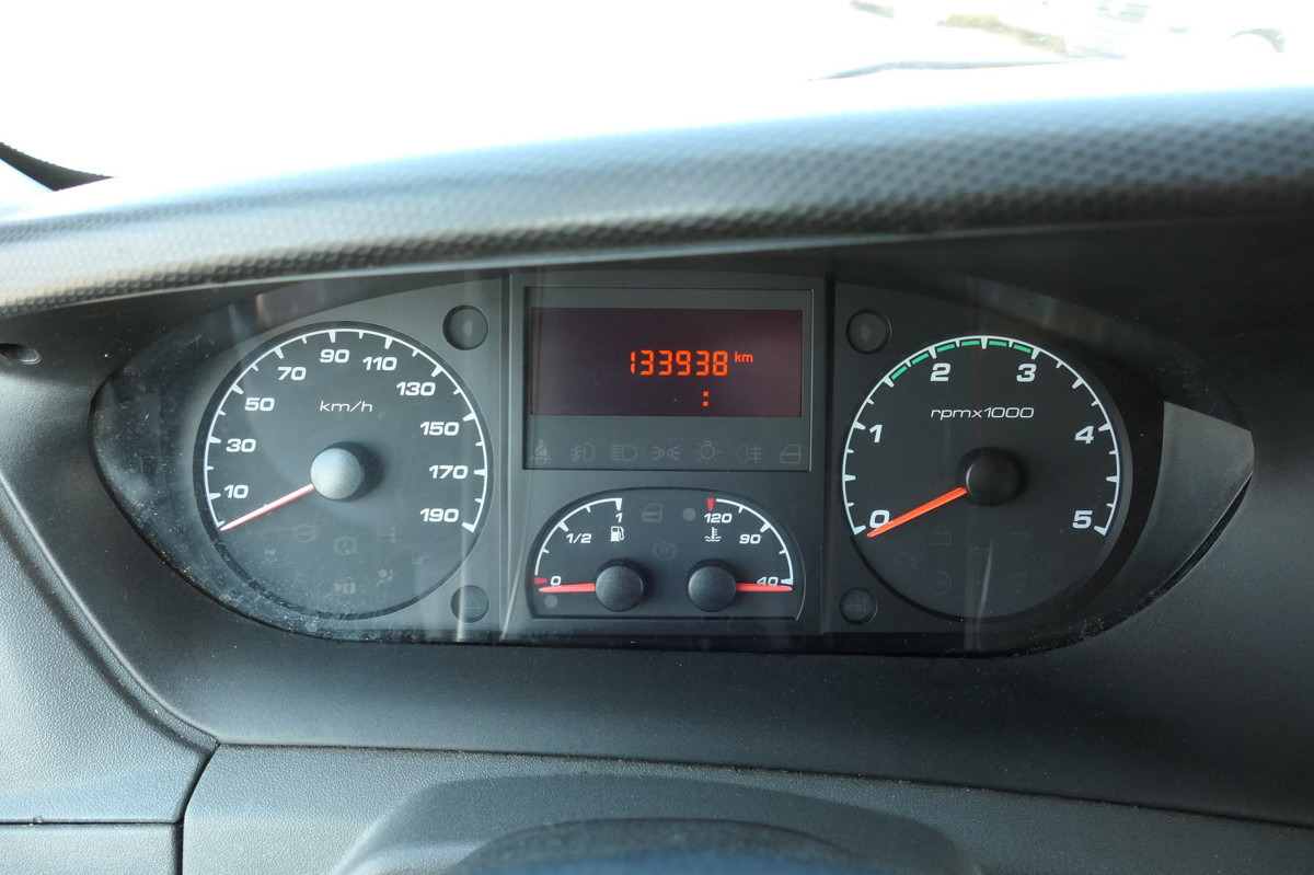 Varebil med skap IVECO Daily 35 S11 C30C AUTOMATIK KAMERA MAXI Regale L: bilde 12