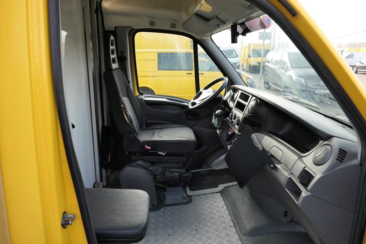 IVECO Daily 35 S11 C30C AUTOMATIK KAMERA Regale LUFT D - Varebil med skap: bilde 5 IVECO Daily 35 S11 C30C AUTOMATIK KAMERA Regale LUFT D - Varebil med skap: bilde 5