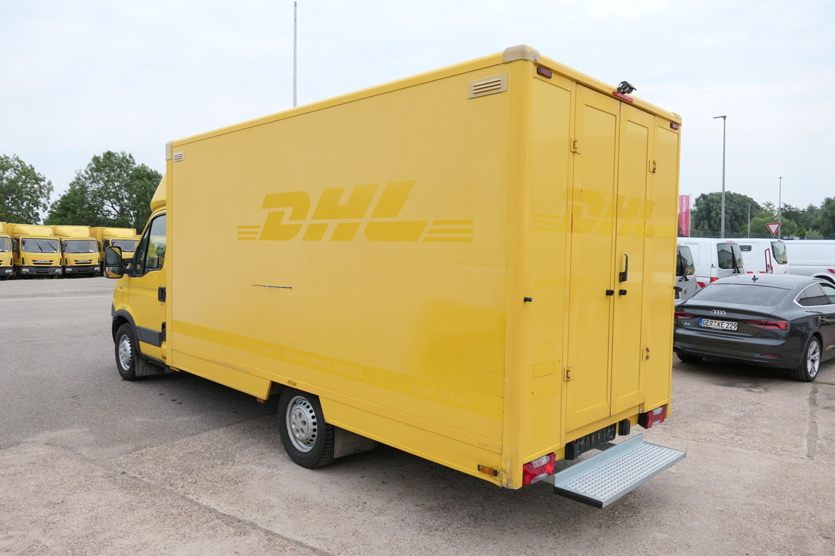 IVECO Daily 35 S11 C30C AUTOMATIK KAMERA Regale LUFT D - Varebil med skap: bilde 4 IVECO Daily 35 S11 C30C AUTOMATIK KAMERA Regale LUFT D - Varebil med skap: bilde 4