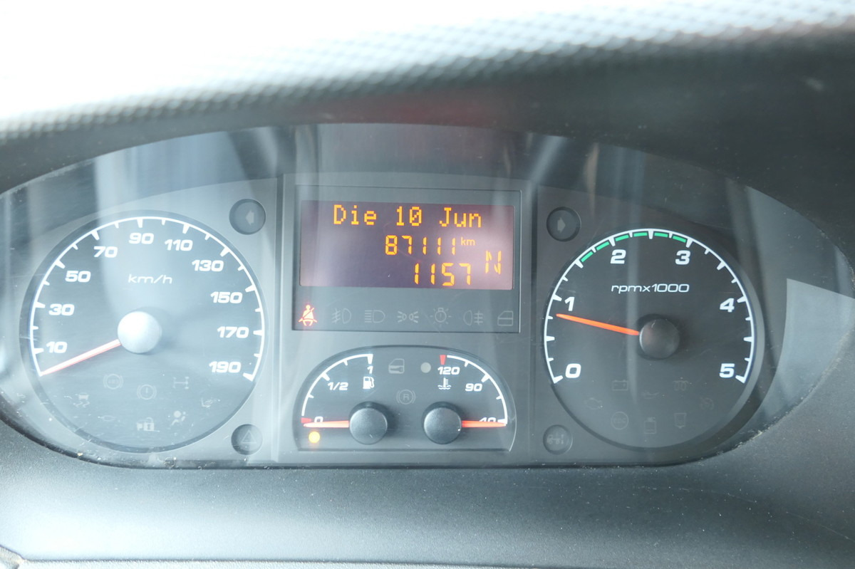 Varebil med skap IVECO Daily 35 S11 C30C AUTOMATIK KAMERA Regale LUFT D: bilde 12