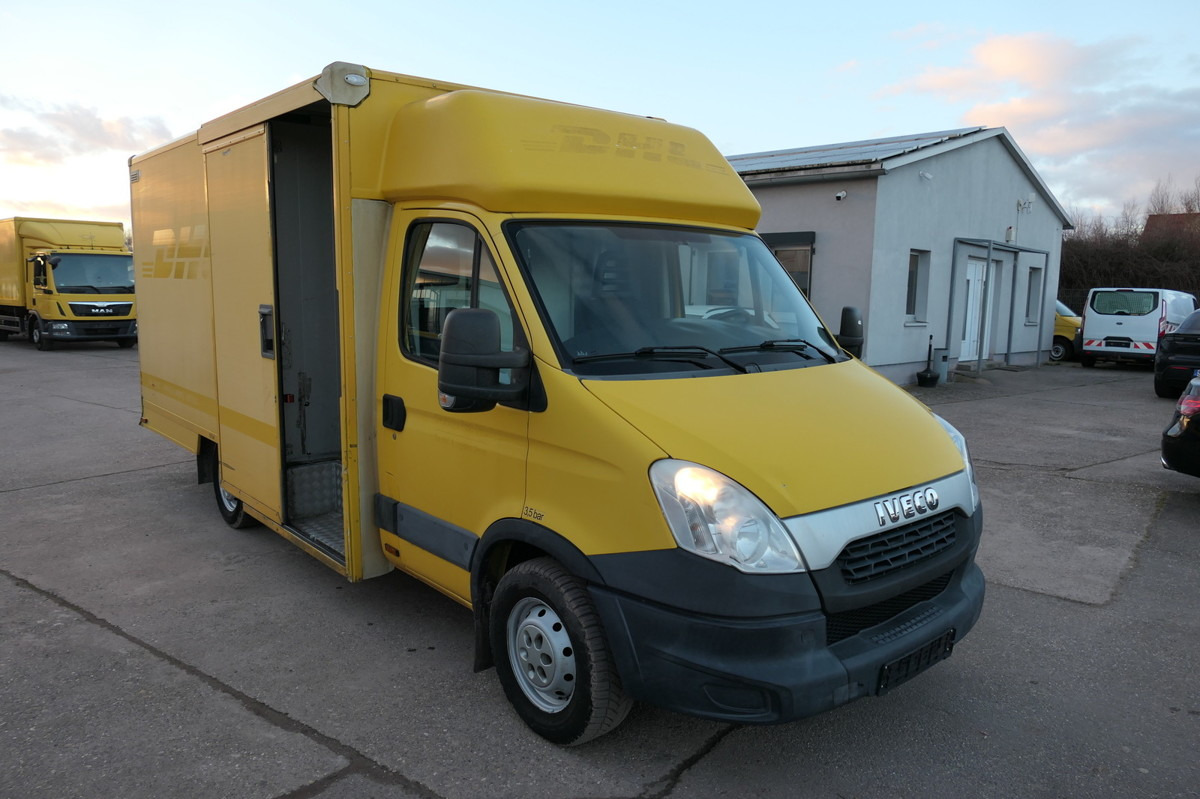 IVECO Daily 35 S11 C30C AUTOMATIK KAMERA Regale LUFT D - Varebil med skap: bilde 2 IVECO Daily 35 S11 C30C AUTOMATIK KAMERA Regale LUFT D - Varebil med skap: bilde 2