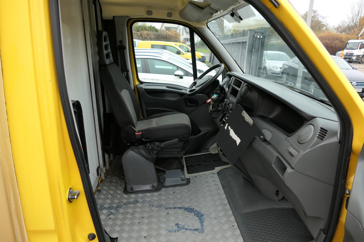 IVECO Daily 35 S11 C30C AUTOMATIK KAMERA Regale LUFT D - Varebil med skap: bilde 5 IVECO Daily 35 S11 C30C AUTOMATIK KAMERA Regale LUFT D - Varebil med skap: bilde 5