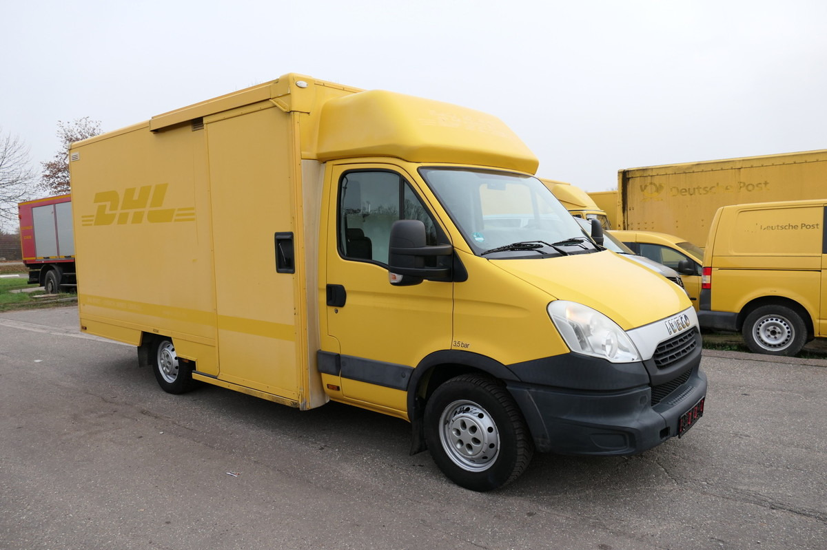 IVECO Daily 35 S11 C30C AUTOMATIK KAMERA Regale LUFT D - Varebil med skap: bilde 2 IVECO Daily 35 S11 C30C AUTOMATIK KAMERA Regale LUFT D - Varebil med skap: bilde 2