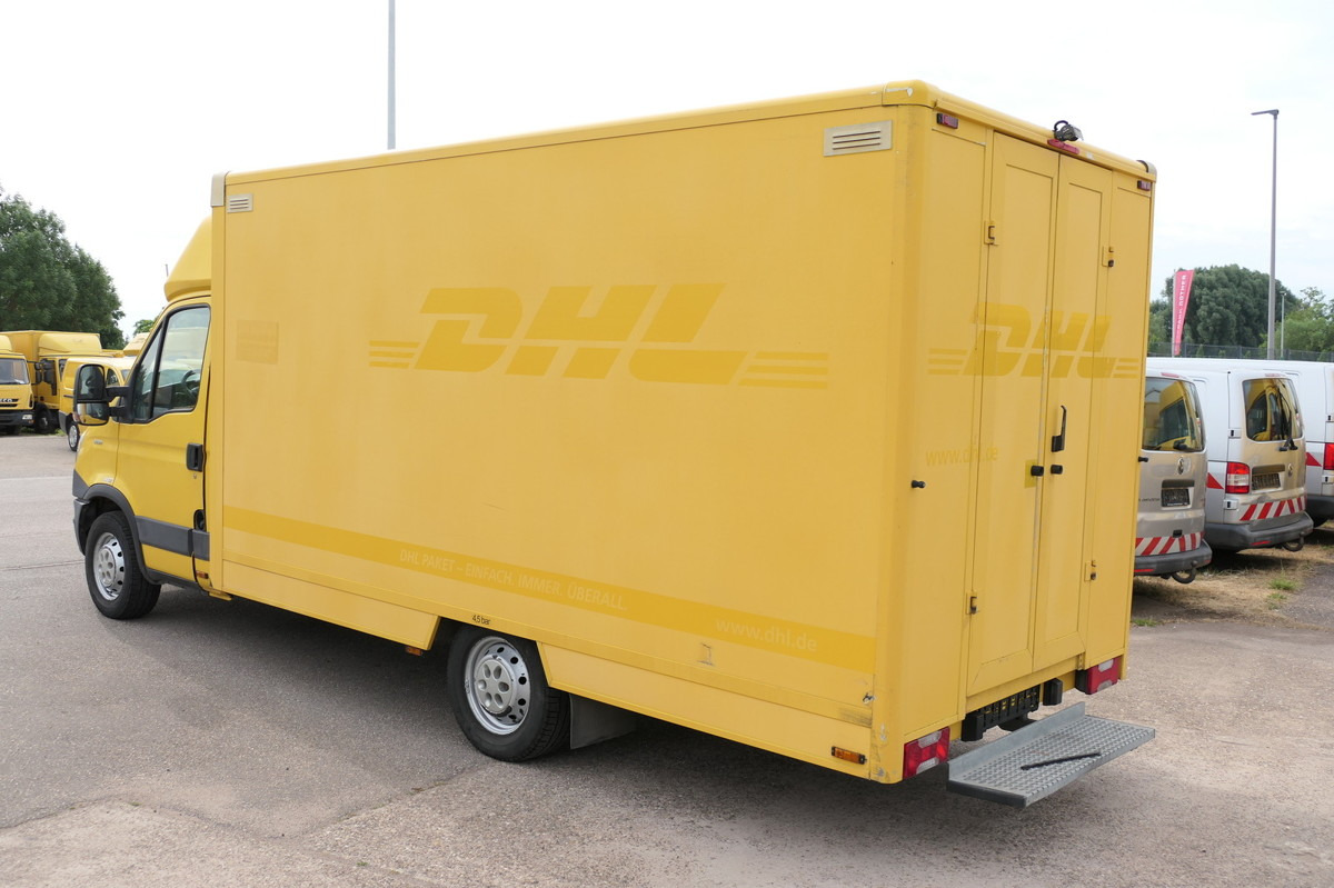 IVECO Daily 35 S11 C30C AUTOMATIK KAMERA Regale LUFT D - Varebil med skap: bilde 4 IVECO Daily 35 S11 C30C AUTOMATIK KAMERA Regale LUFT D - Varebil med skap: bilde 4