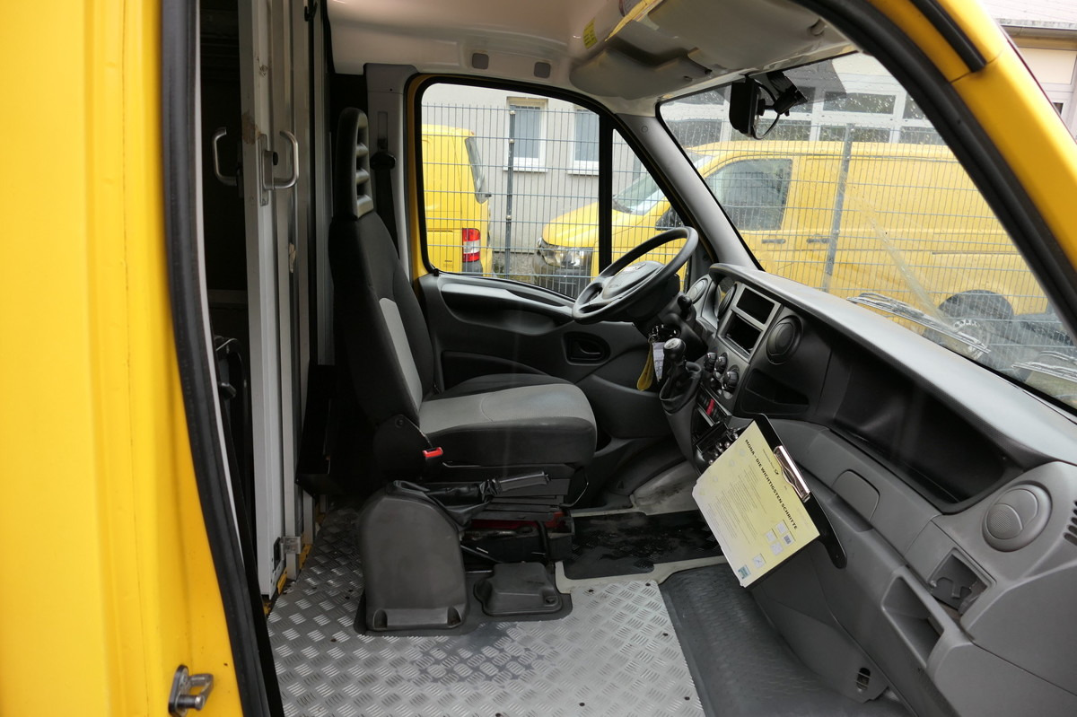 IVECO Daily 35 S11 C30C AUTOMATIK KAMERA Regale LUFT D - Varebil med skap: bilde 5 IVECO Daily 35 S11 C30C AUTOMATIK KAMERA Regale LUFT D - Varebil med skap: bilde 5