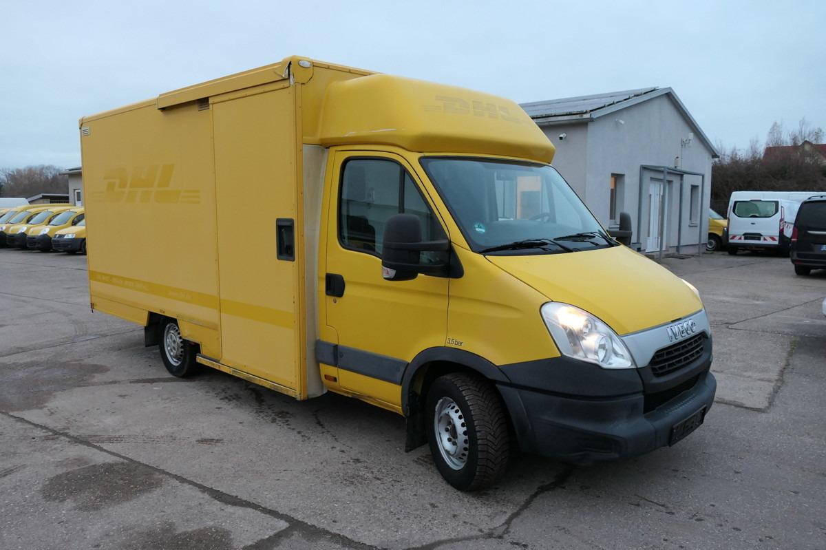 IVECO Daily 35 S11 C30C AUTOMATIK KAMERA Regale LUFT D - Varebil med skap: bilde 2 IVECO Daily 35 S11 C30C AUTOMATIK KAMERA Regale LUFT D - Varebil med skap: bilde 2