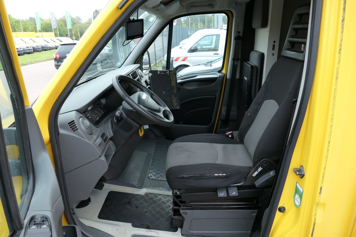 IVECO Daily 35 S11 C30C AUTOMATIK KAMERA Regale LUFT D - Varebil med skap: bilde 5 IVECO Daily 35 S11 C30C AUTOMATIK KAMERA Regale LUFT D - Varebil med skap: bilde 5