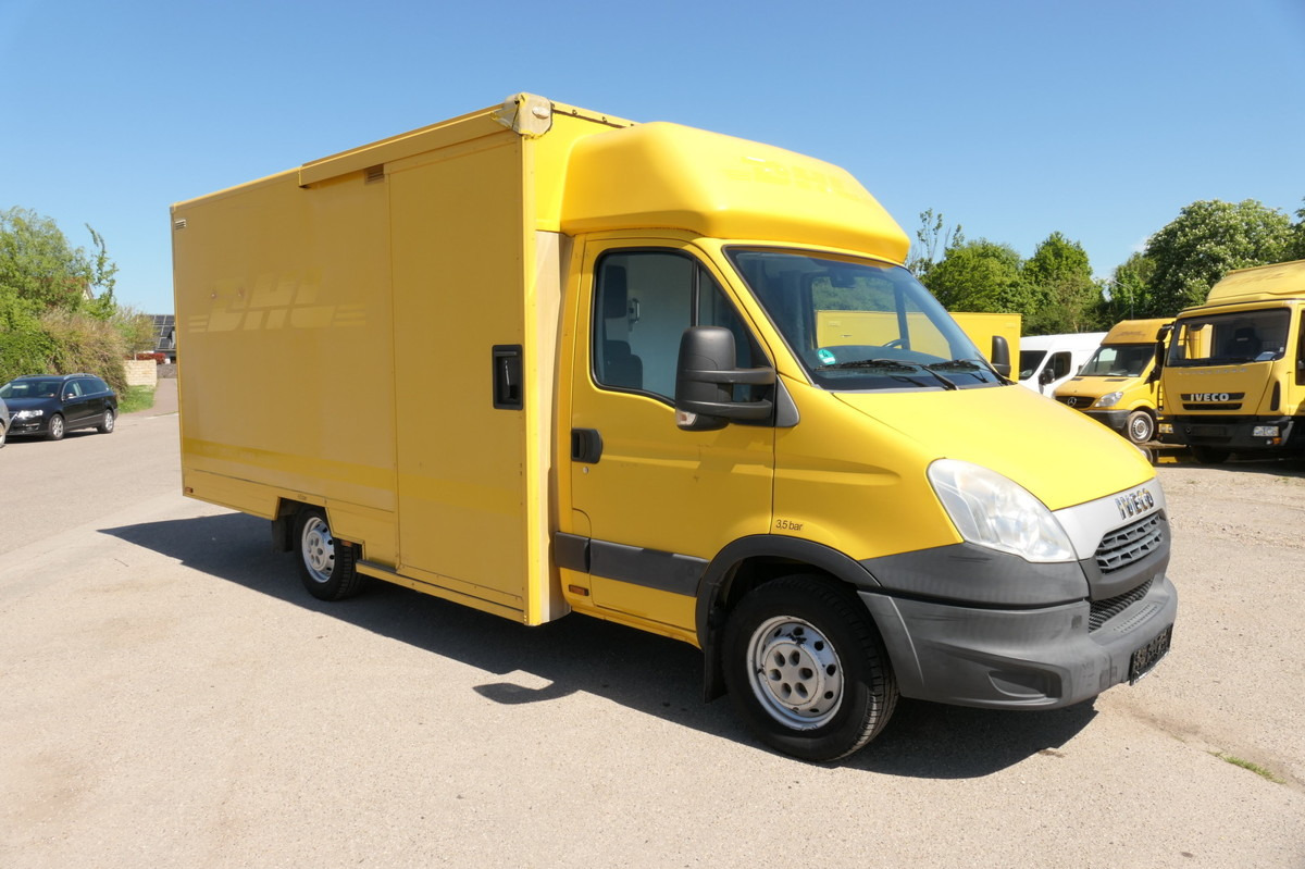 IVECO Daily 35 S11 C30C AUTOMATIK KAMERA Regale LUFT D - Varebil med skap: bilde 2 IVECO Daily 35 S11 C30C AUTOMATIK KAMERA Regale LUFT D - Varebil med skap: bilde 2