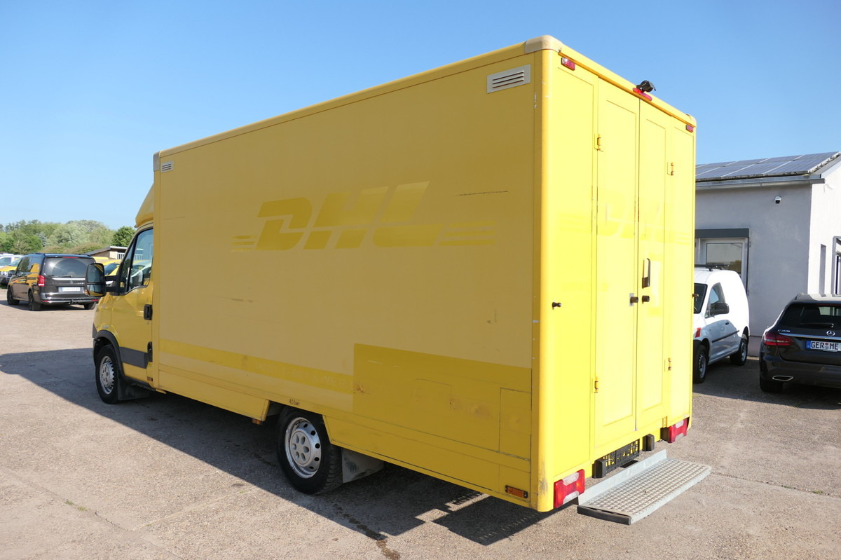 IVECO Daily 35 S11 C30C AUTOMATIK KAMERA Regale LUFT D - Varebil med skap: bilde 4 IVECO Daily 35 S11 C30C AUTOMATIK KAMERA Regale LUFT D - Varebil med skap: bilde 4