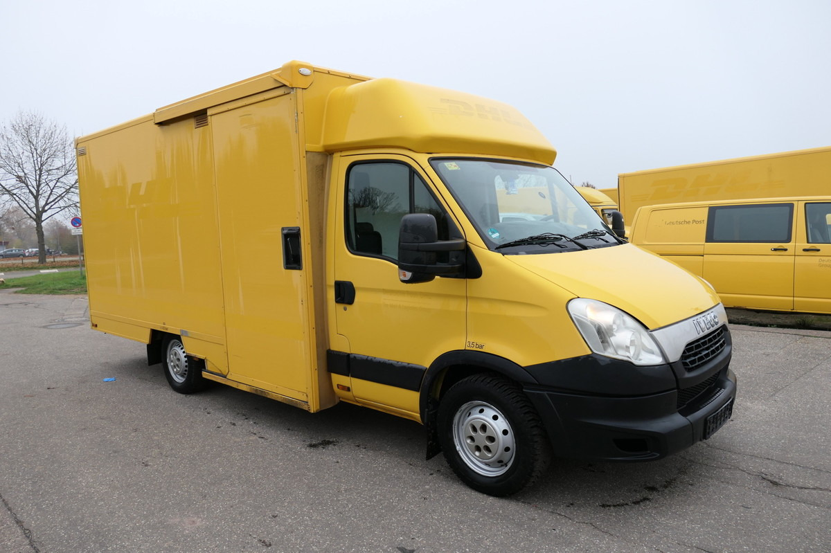 IVECO Daily 35 S11 C30C AUTOMATIK KAMERA Regale LUFT D - Varebil med skap: bilde 2 IVECO Daily 35 S11 C30C AUTOMATIK KAMERA Regale LUFT D - Varebil med skap: bilde 2