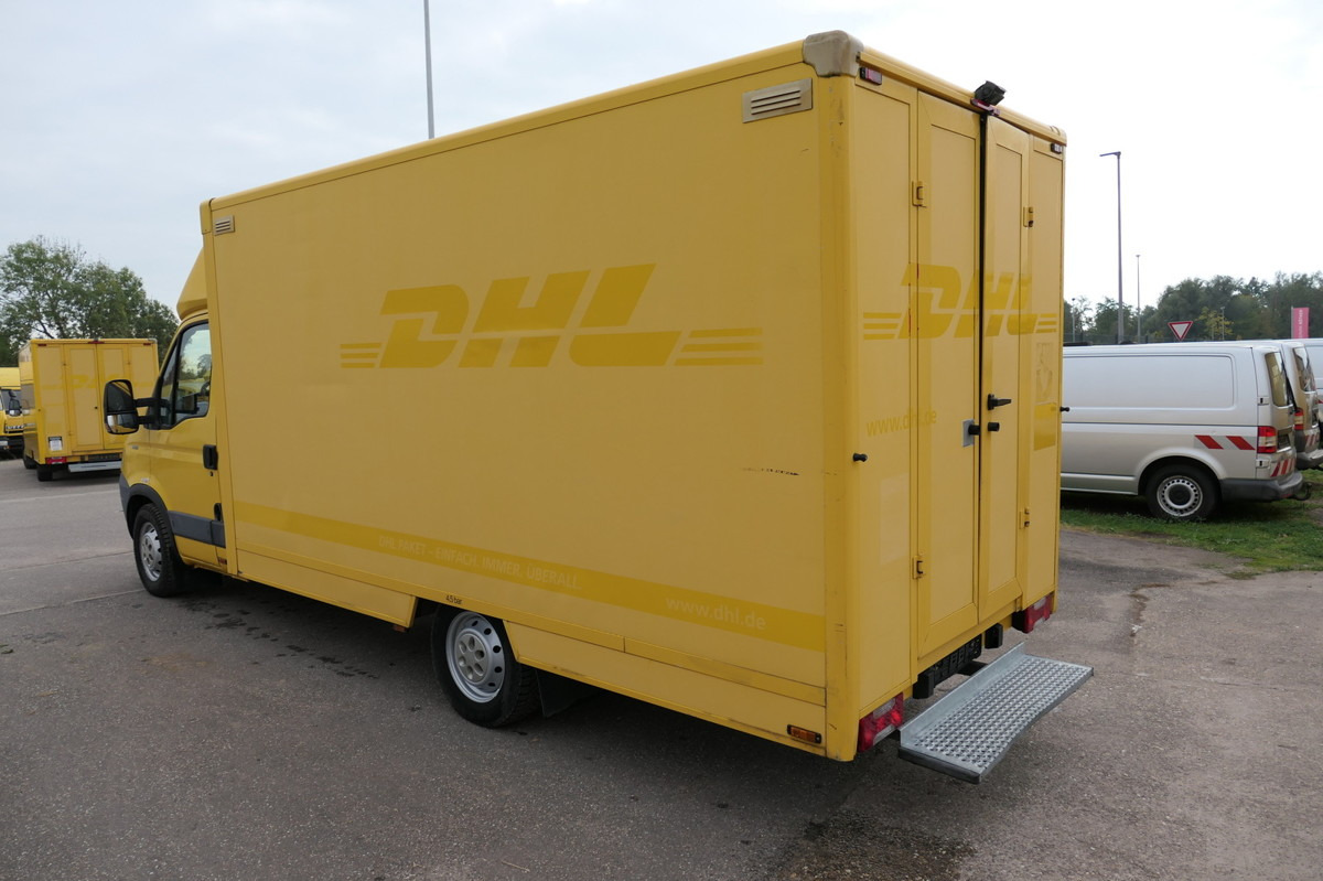 IVECO Daily 35 S11 C30C AUTOMATIK KAMERA Regale LUFT - Varebil med skap: bilde 4 IVECO Daily 35 S11 C30C AUTOMATIK KAMERA Regale LUFT - Varebil med skap: bilde 4