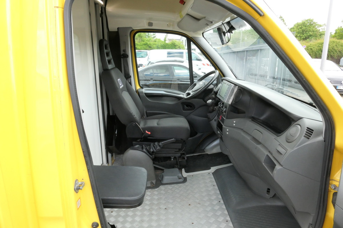 IVECO Daily 35 S11 C30C ELEKTRO COC Umbau Firma Orten - Varebil med skap, Elektrisk varebil: bilde 5 IVECO Daily 35 S11 C30C ELEKTRO COC Umbau Firma Orten - Varebil med skap, Elektrisk varebil: bilde 5