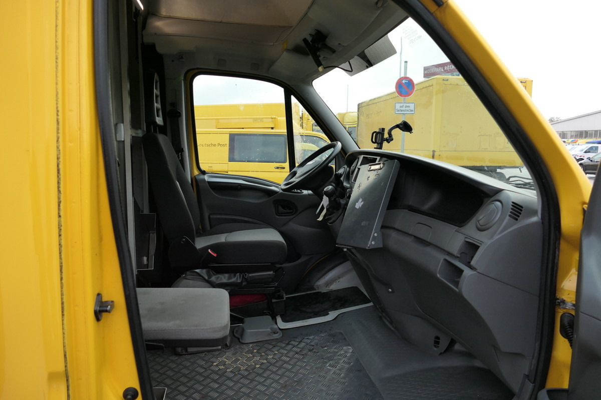 IVECO Daily 35 S11 C30C KURZ AUTOMATIK KAMERA Regale L - Varebil med skap: bilde 5 IVECO Daily 35 S11 C30C KURZ AUTOMATIK KAMERA Regale L - Varebil med skap: bilde 5