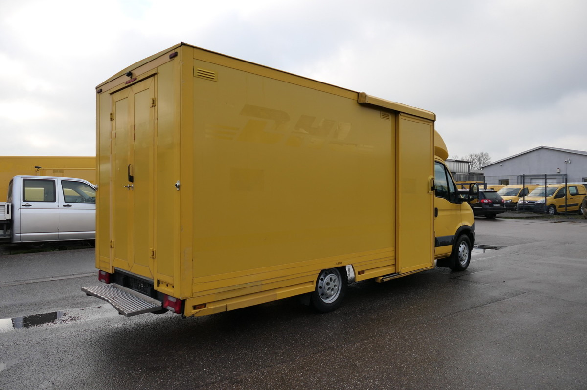 IVECO Daily 35 S11 C30C KURZ AUTOMATIK KAMERA Regale L - Varebil med skap: bilde 3 IVECO Daily 35 S11 C30C KURZ AUTOMATIK KAMERA Regale L - Varebil med skap: bilde 3