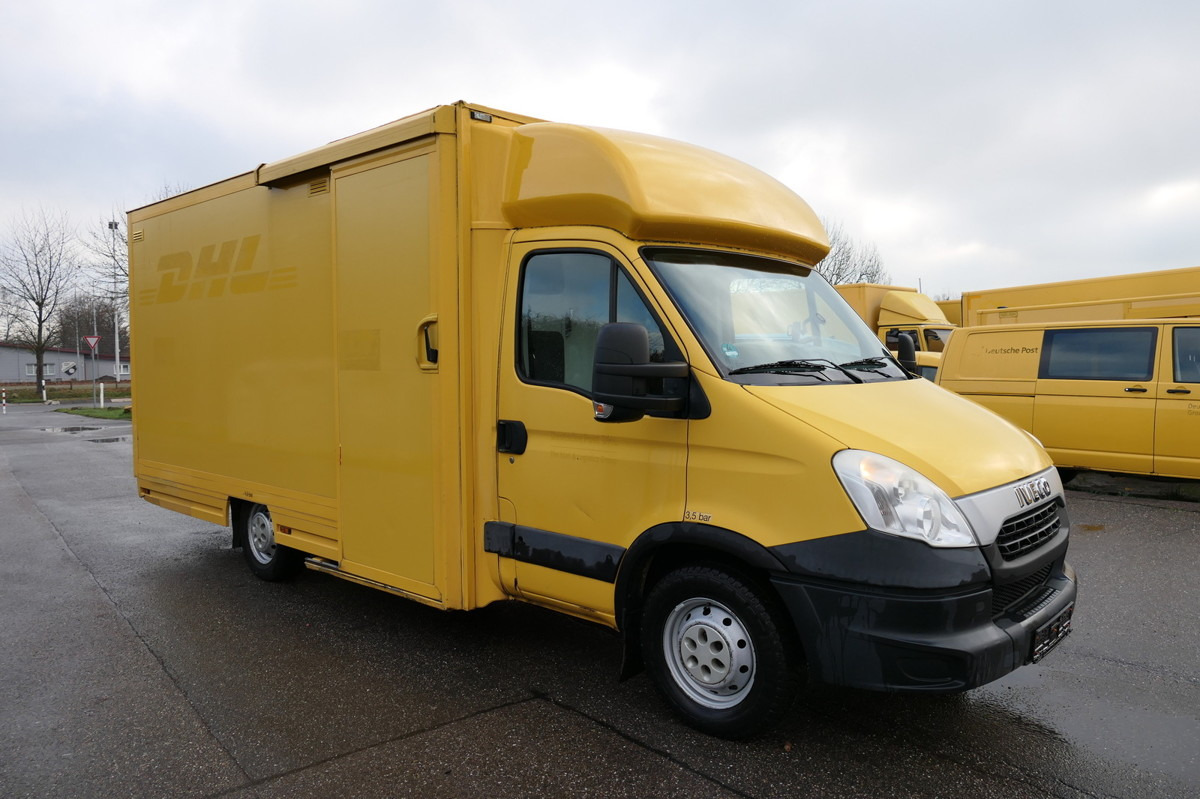 IVECO Daily 35 S11 C30C KURZ AUTOMATIK KAMERA Regale L - Varebil med skap: bilde 1 IVECO Daily 35 S11 C30C KURZ AUTOMATIK KAMERA Regale L - Varebil med skap: bilde 1
