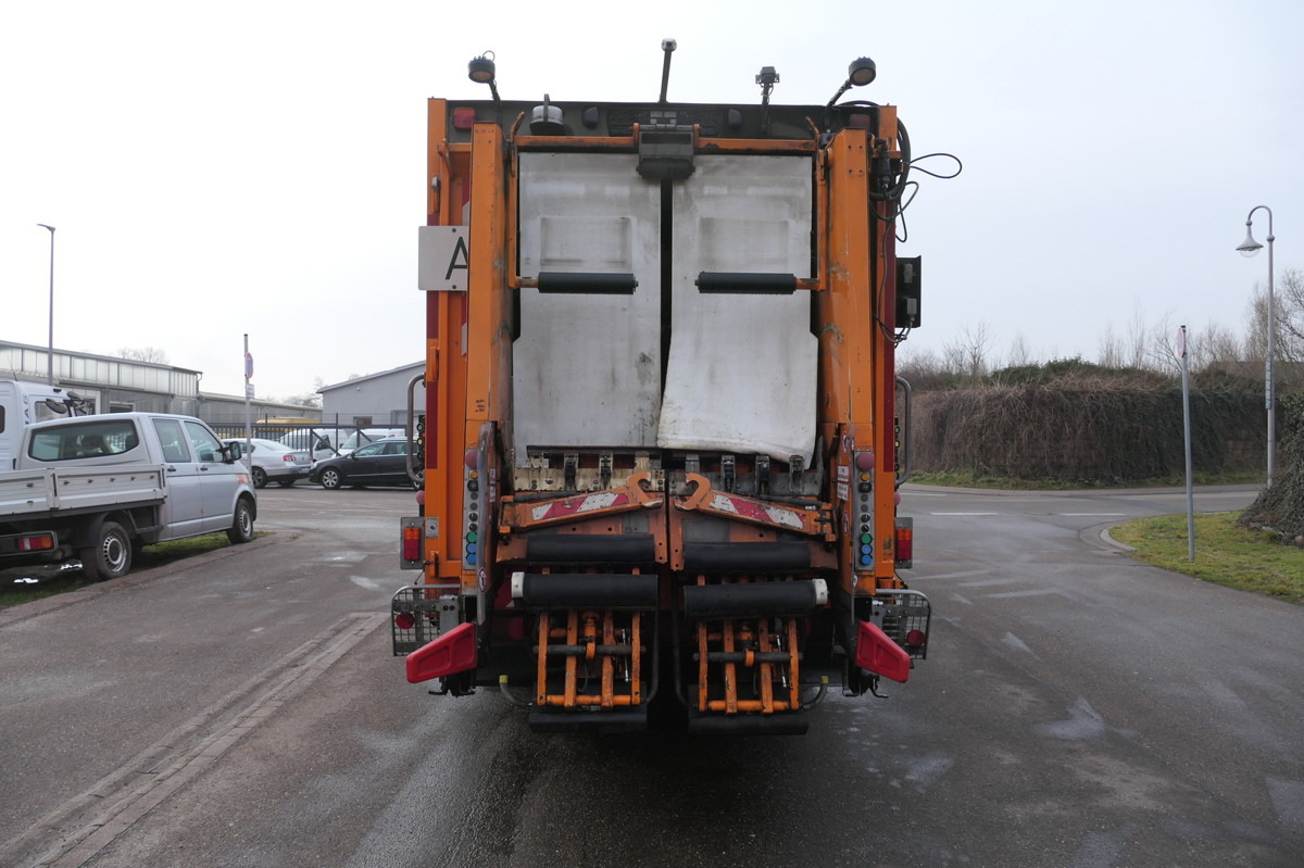 MAN TGS 26.320 Faun Variopress KLIMA Lenkachse - Søppelbil: bilde 5 MAN TGS 26.320 Faun Variopress KLIMA Lenkachse - Søppelbil: bilde 5