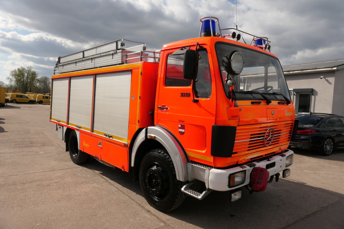 MERCEDES-BENZ 1019 AF Rüstwagen 4x4 TOP ZUSTAND - Brannbil: bilde 3 MERCEDES-BENZ 1019 AF Rüstwagen 4x4 TOP ZUSTAND - Brannbil: bilde 3