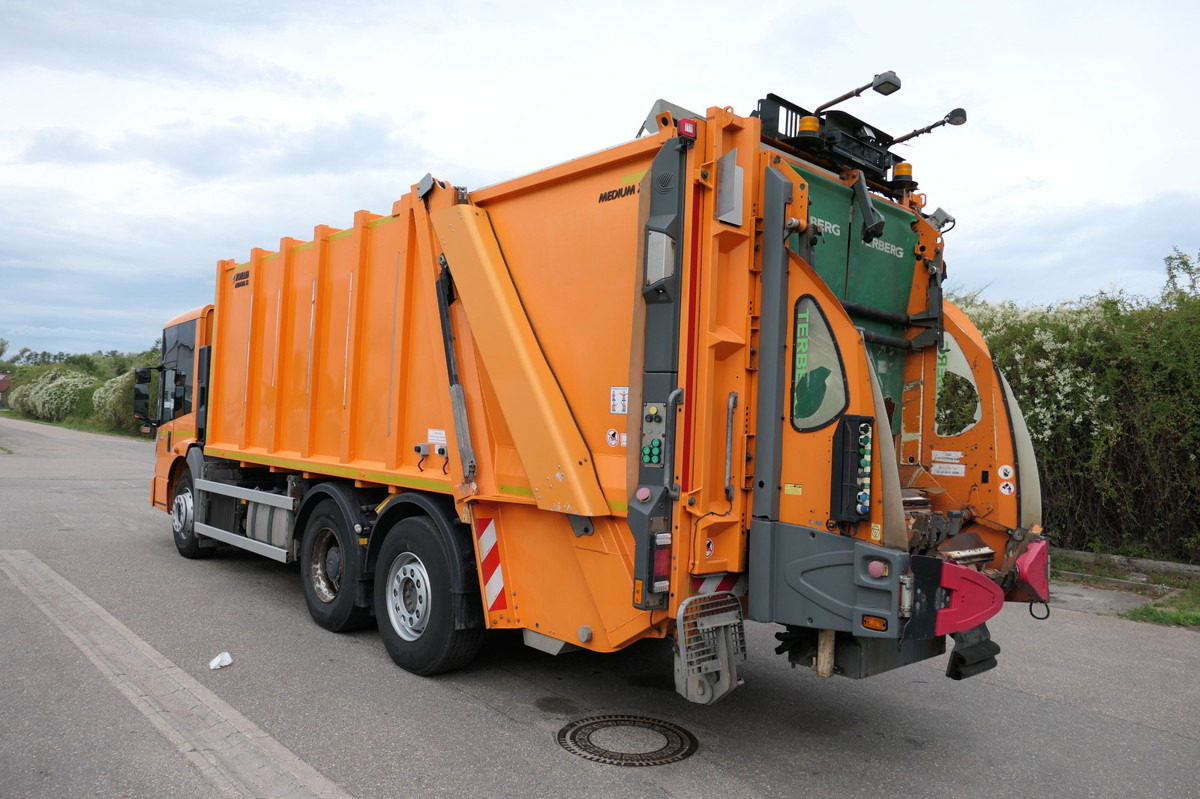 MERCEDES-BENZ 2635 NGE-L62N Econic Aufbau Zöller Medium KLIMA - Søppelbil: bilde 1 MERCEDES-BENZ 2635 NGE-L62N Econic Aufbau Zöller Medium KLIMA - Søppelbil: bilde 1