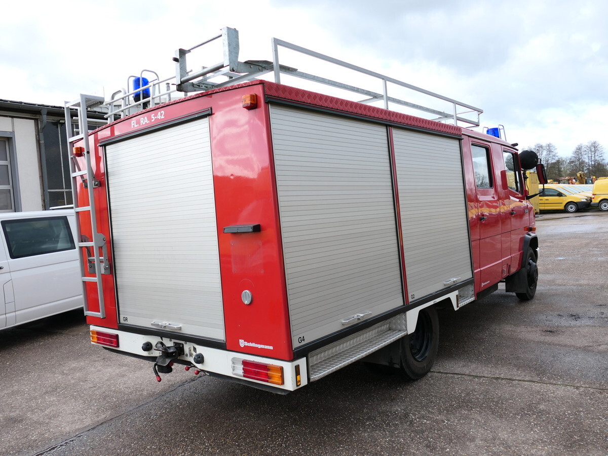 MERCEDES-BENZ 814 D LF 8/6 DoKa AHK Löschwassertank 600L Schli - Ambulanse: bilde 5 MERCEDES-BENZ 814 D LF 8/6 DoKa AHK Löschwassertank 600L Schli - Ambulanse: bilde 5