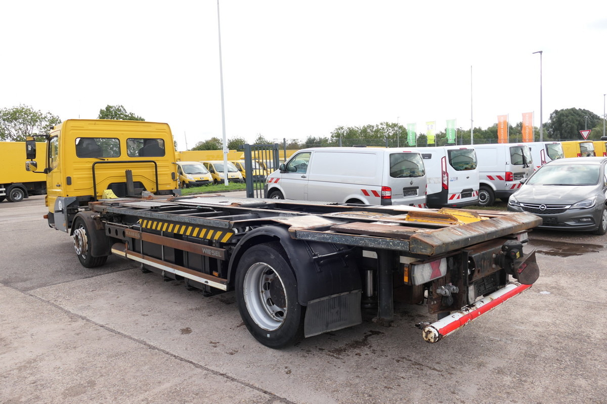 MERCEDES-BENZ KAMAG WBH 25 Wiesel Sattelkupplung Umsetzfahrz. - Container-transport/ Vekselflak lastebil: bilde 5 MERCEDES-BENZ KAMAG WBH 25 Wiesel Sattelkupplung Umsetzfahrz. - Container-transport/ Vekselflak lastebil: bilde 5