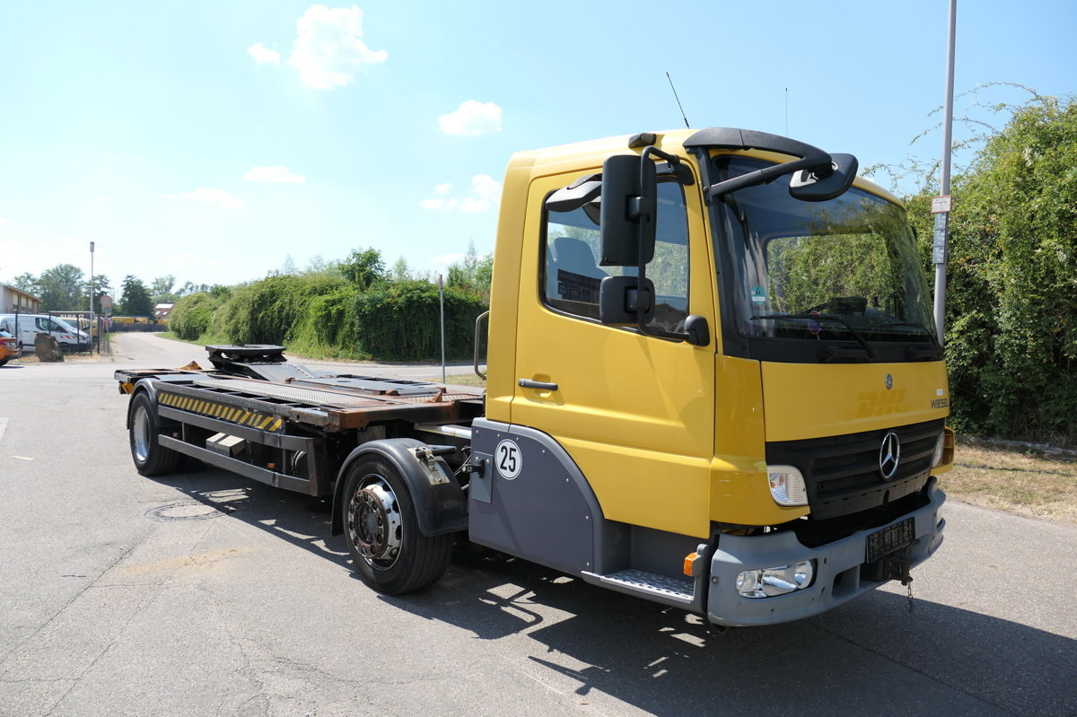 MERCEDES-BENZ KAMAG WBH 25 Wiesel Terberg Umsetzfahrz. Sattelk - Container-transport/ Vekselflak lastebil: bilde 1 MERCEDES-BENZ KAMAG WBH 25 Wiesel Terberg Umsetzfahrz. Sattelk - Container-transport/ Vekselflak lastebil: bilde 1