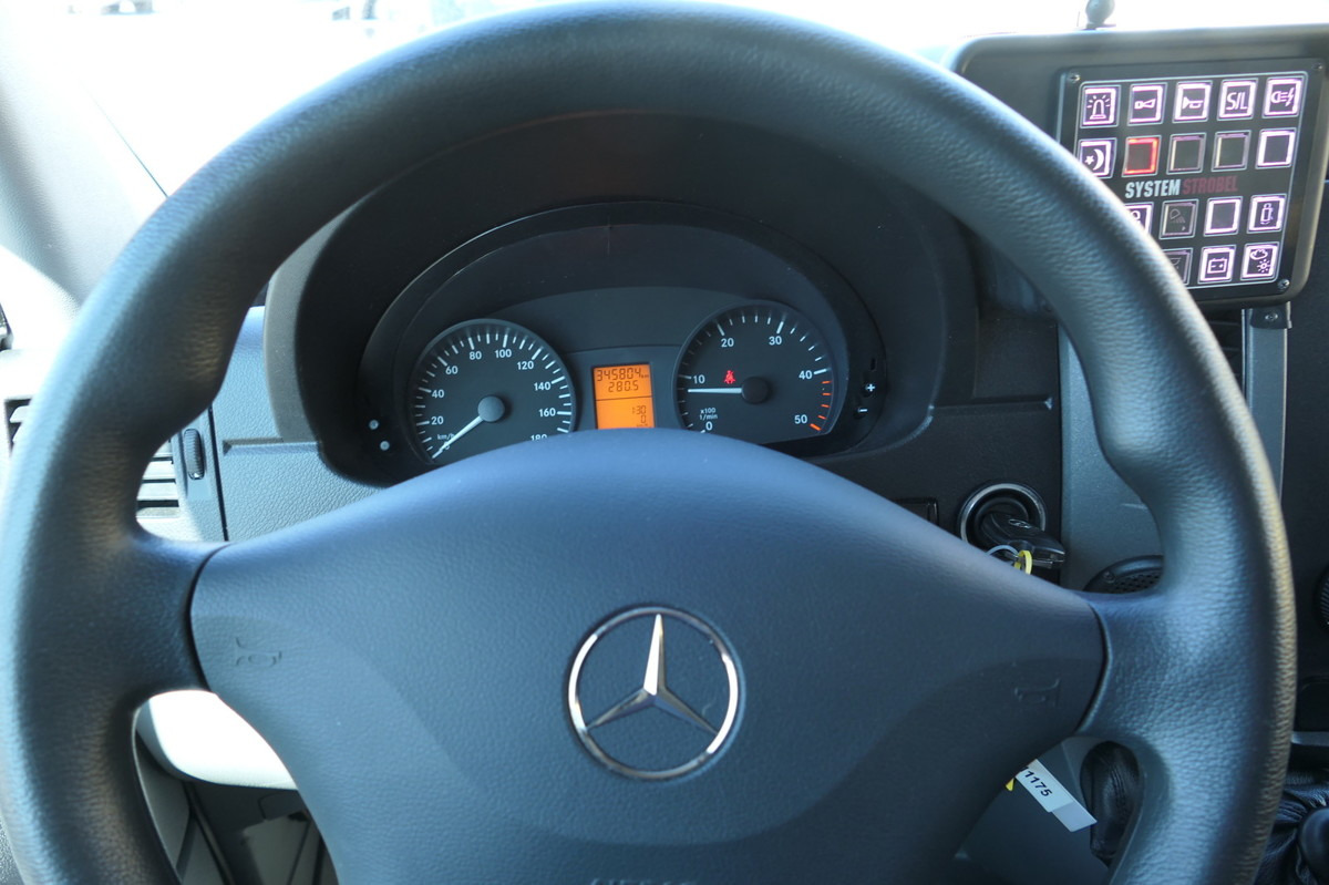 Ambulanse MERCEDES-BENZ Sprinter 316 CDI Klima Rettungswagen: bilde 17 Ambulanse MERCEDES-BENZ Sprinter 316 CDI Klima Rettungswagen: bilde 17