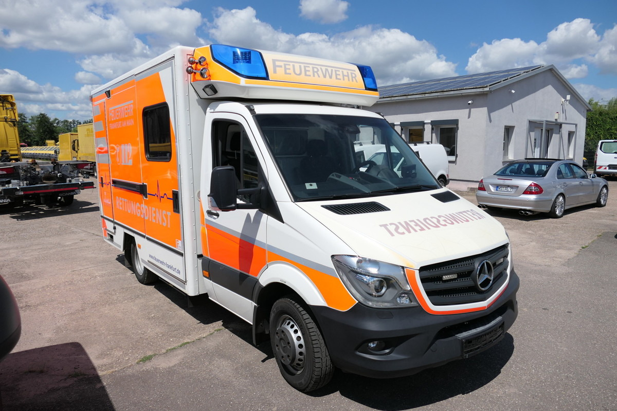 MERCEDES-BENZ Sprinter 519 CDI Klima Krankenwagen Fahrtec Aufb - Ambulanse: bilde 1 MERCEDES-BENZ Sprinter 519 CDI Klima Krankenwagen Fahrtec Aufb - Ambulanse: bilde 1