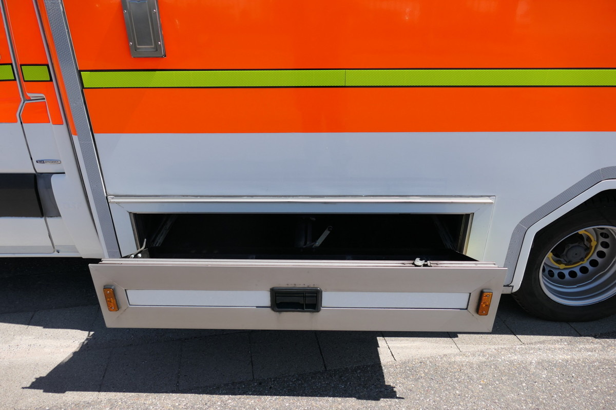 MERCEDES-BENZ Sprinter 519 CDI Klima Krankenwagen - Ambulanse: bilde 5 MERCEDES-BENZ Sprinter 519 CDI Klima Krankenwagen - Ambulanse: bilde 5