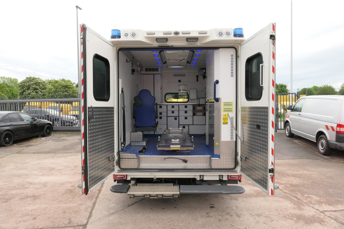MERCEDES-BENZ Sprinter 519 CDI Klima Krankenwagen - Ambulanse: bilde 5 MERCEDES-BENZ Sprinter 519 CDI Klima Krankenwagen - Ambulanse: bilde 5