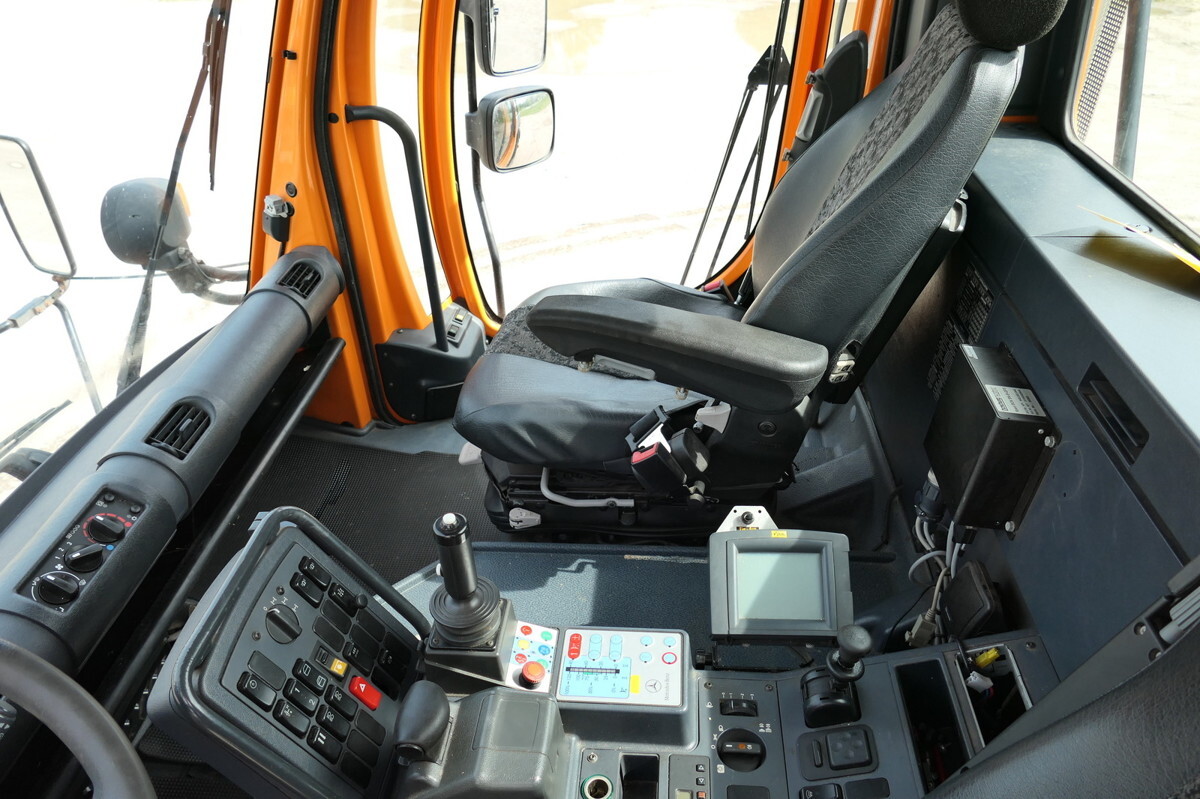 Planbil, Utility-/ Spesiell maskin UNIMOG U400 405/12 AHK KLIMA ZAPFWELLE vorn SFZ KOMMUN: bilde 14 Planbil, Utility-/ Spesiell maskin UNIMOG U400 405/12 AHK KLIMA ZAPFWELLE vorn SFZ KOMMUN: bilde 14