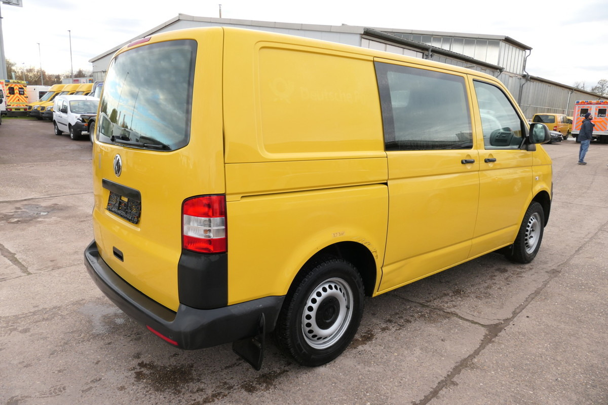VW T5 Transporter 2.0 TDI EURO-5 CoC 2xSCHIEBETÜR P - Små varebil: bilde 4 VW T5 Transporter 2.0 TDI EURO-5 CoC 2xSCHIEBETÜR P - Små varebil: bilde 4