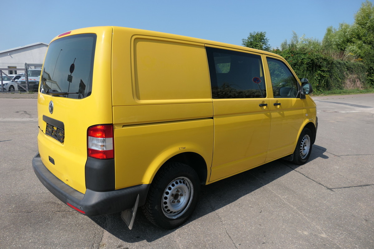 VW T5 Transporter 2.0 TDI EURO-5 CoC 2xSCHIEBETÜR P - Små varebil: bilde 3 VW T5 Transporter 2.0 TDI EURO-5 CoC 2xSCHIEBETÜR P - Små varebil: bilde 3