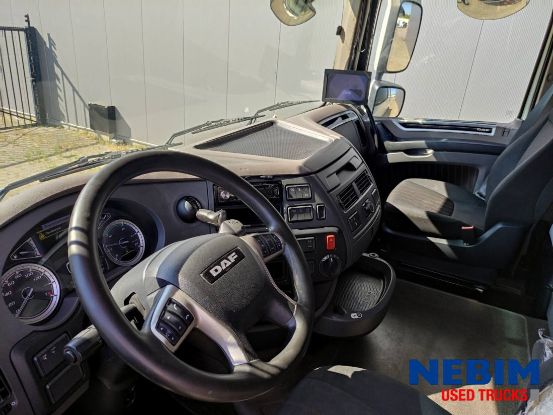 DAF XF 450 6x2 Spacecab - 492.956Km - Trekkvogn: bilde 4 DAF XF 450 6x2 Spacecab - 492.956Km - Trekkvogn: bilde 4
