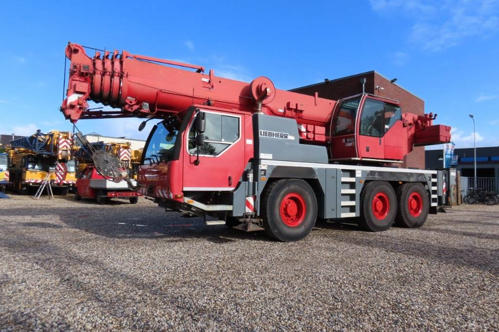 Liebherr LTM 1055-3.2 - Allterrengkran: bilde 1 Liebherr LTM 1055-3.2 - Allterrengkran: bilde 1