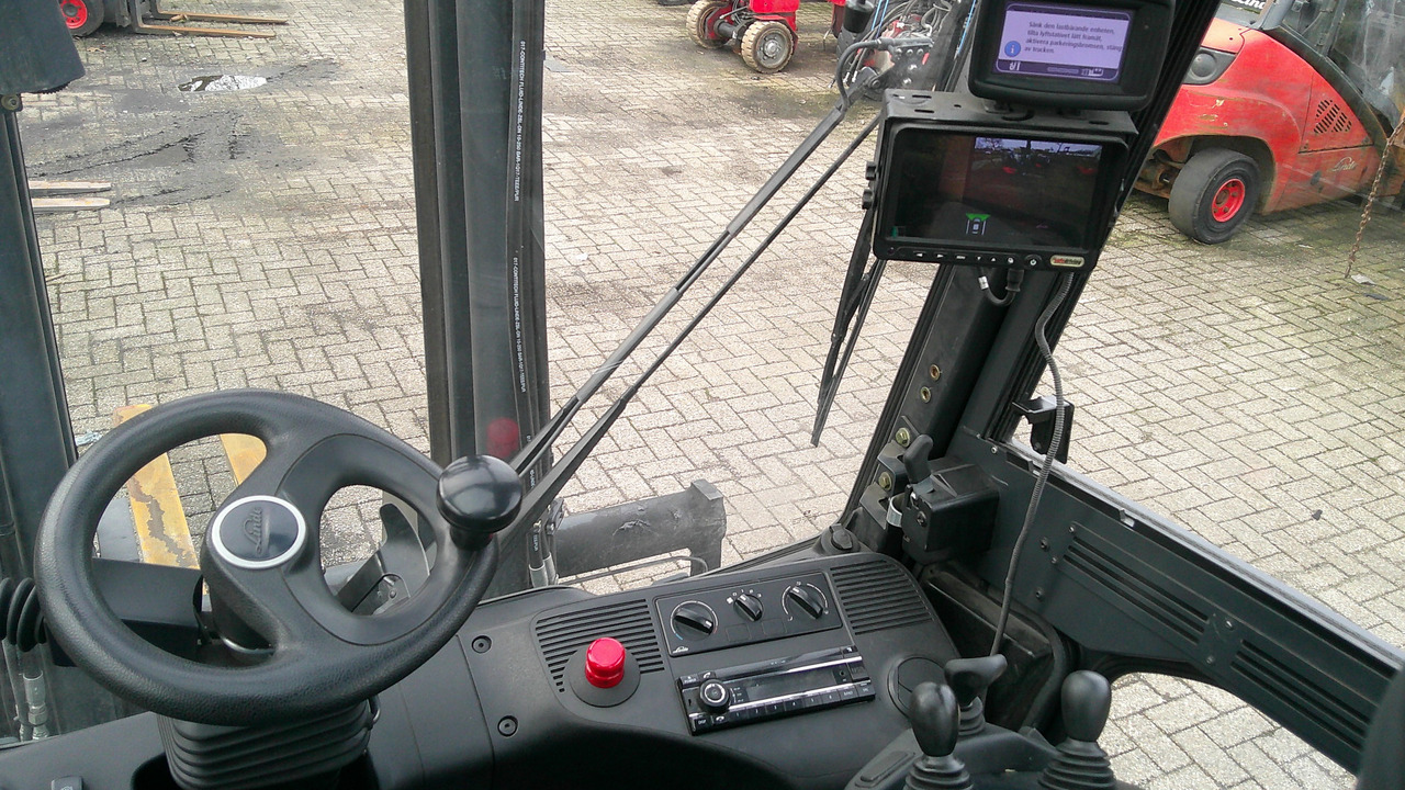 LINDE E50HL-01/600 CABIN - El-truck: bilde 3 LINDE E50HL-01/600 CABIN - El-truck: bilde 3