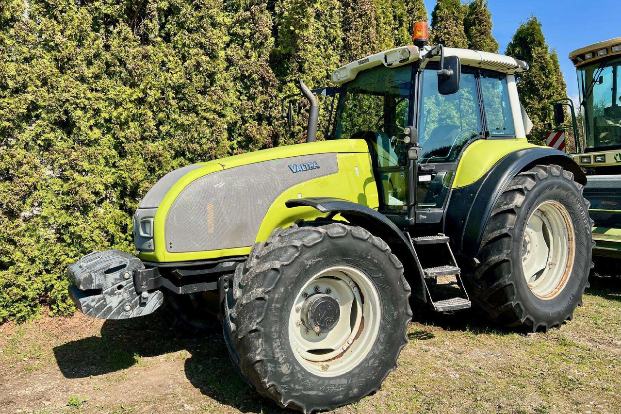 Valtra T160 - Traktor: bilde 1 Valtra T160 - Traktor: bilde 1