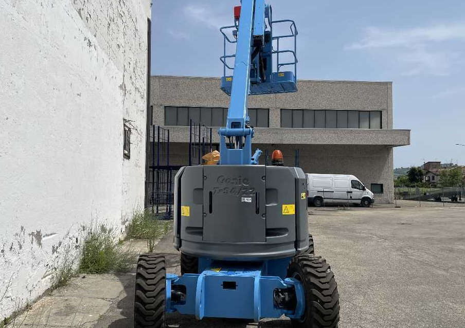 GENIE Z 34/22 (4x4) - Bomlift: bilde 2 GENIE Z 34/22 (4x4) - Bomlift: bilde 2