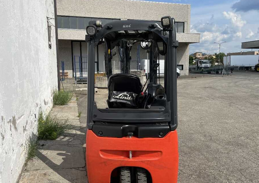LINDE E 16-02 - El-truck: bilde 4 LINDE E 16-02 - El-truck: bilde 4